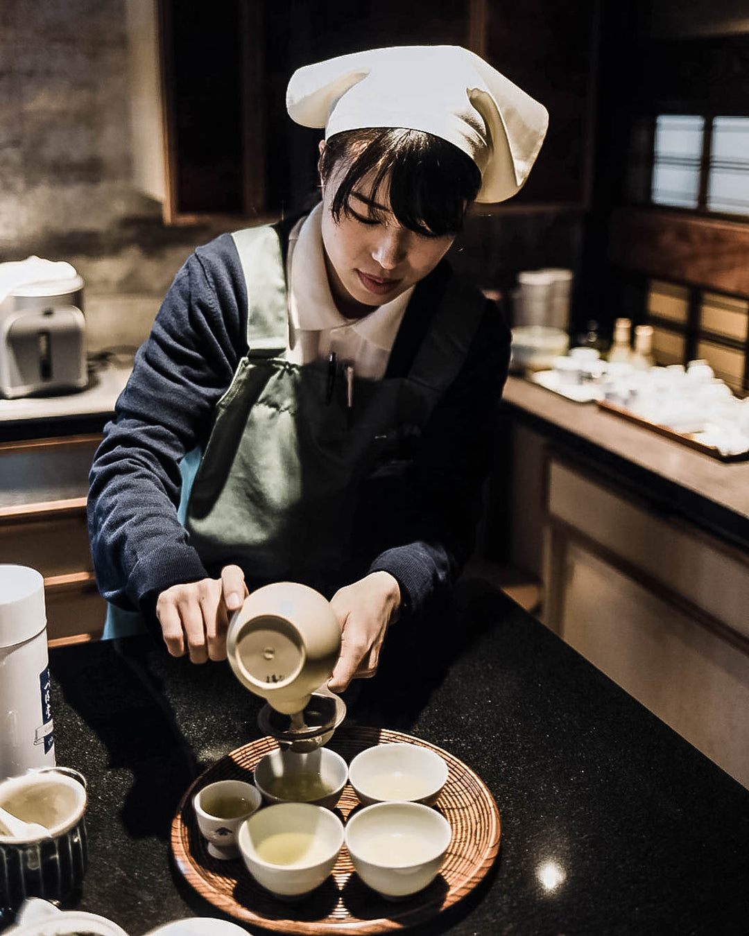 Making matcha at Ippodo tea house in Kyoto