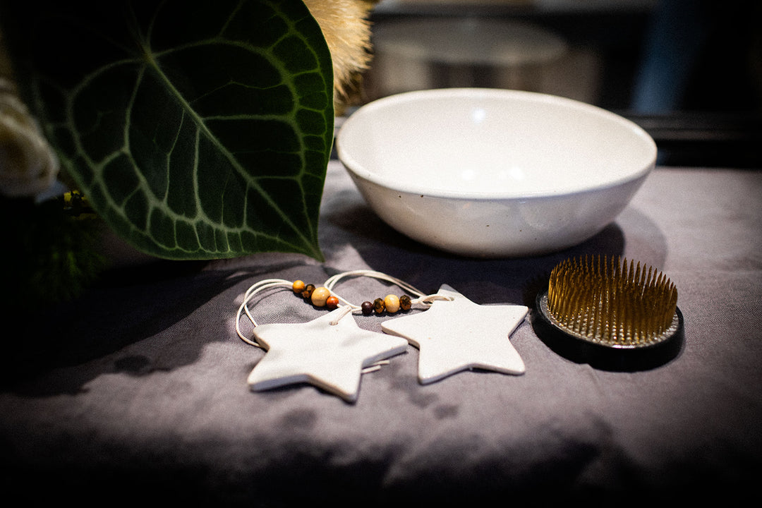 Christmas Tablescape with The Flower Hound